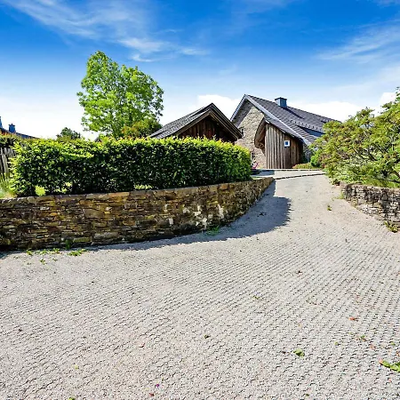 Pleasant Holiday Home In Weywertz Near The Lake Holiday home