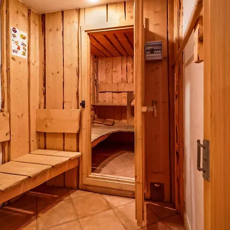 Pleasant Holiday Home In Weywertz Near The Lake Holiday home